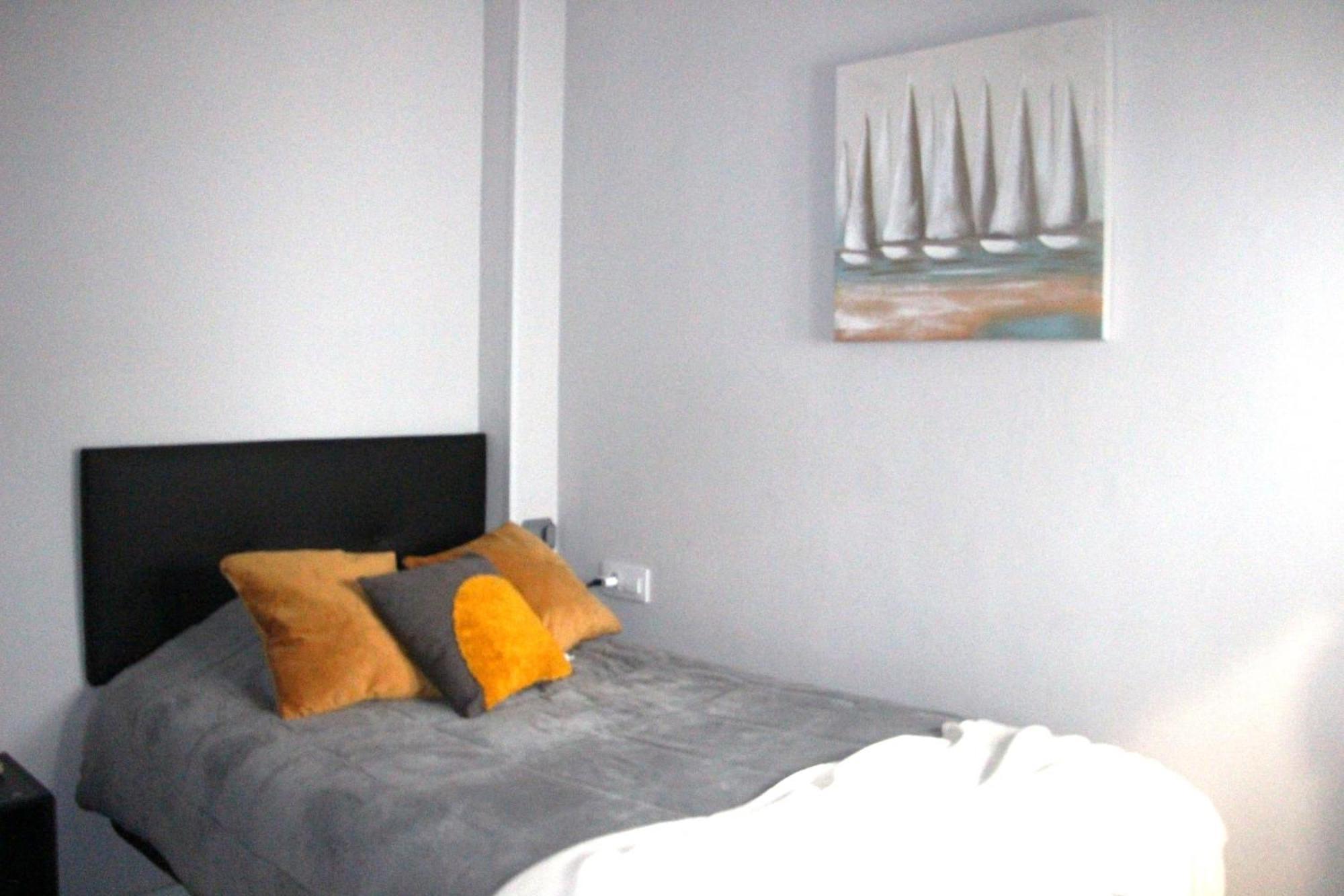 Iris House Apartment อาบีลา ภายนอก รูปภาพ